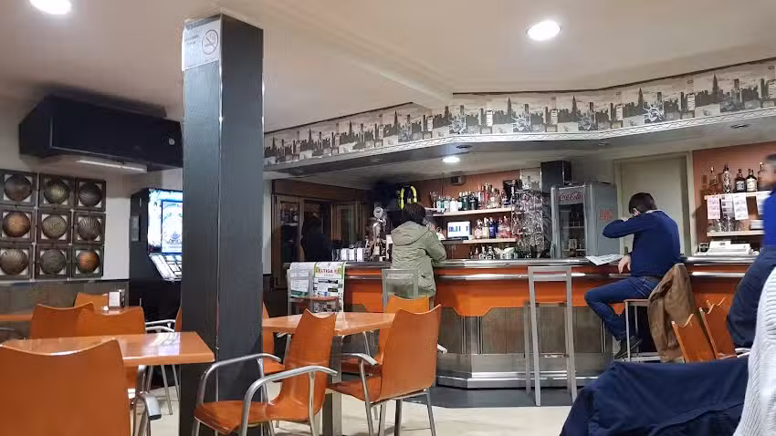 Caf&eacute; Bar Regueiro