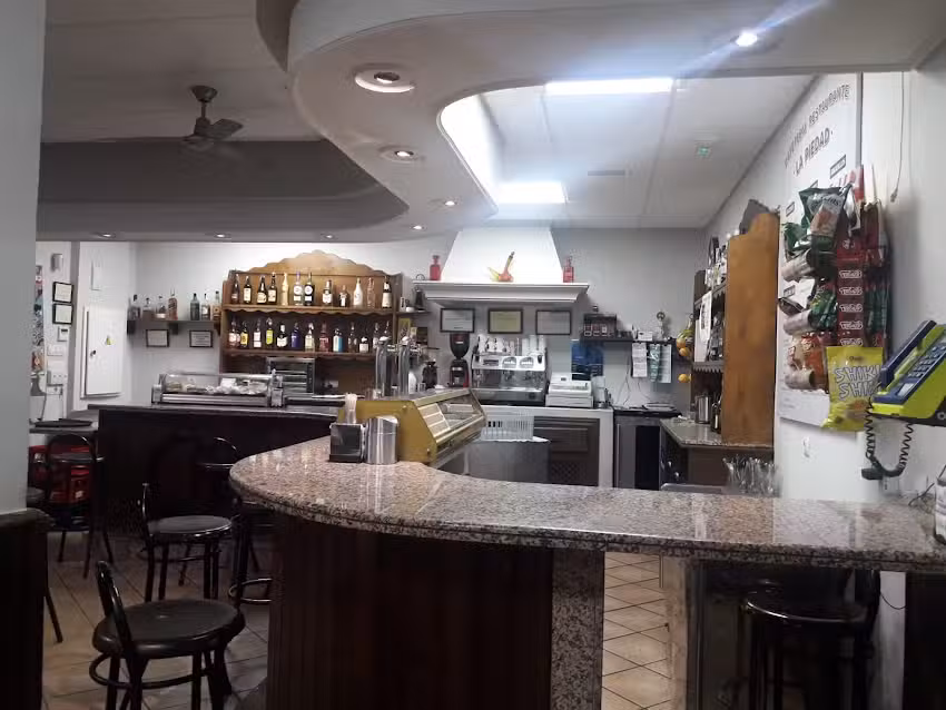 Cafe Bar Restaurante La Piedad