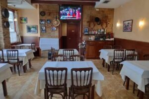 Cafe Bar Restaurante Mes&oacute;n