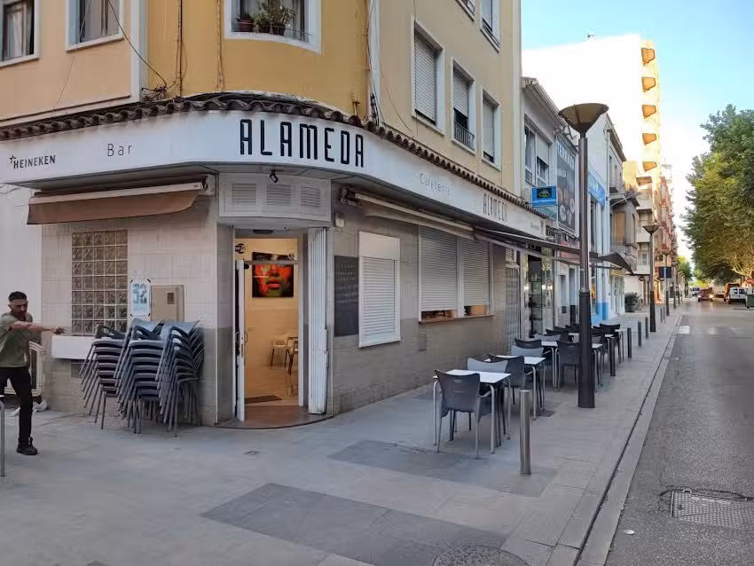 Caf&eacute; Bar Restaurante Nou Alameda