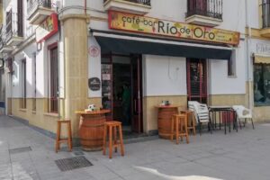 Caf&eacute; Bar R&iacute;o de Oro