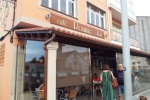 Caf&eacute; Bar Ronnie