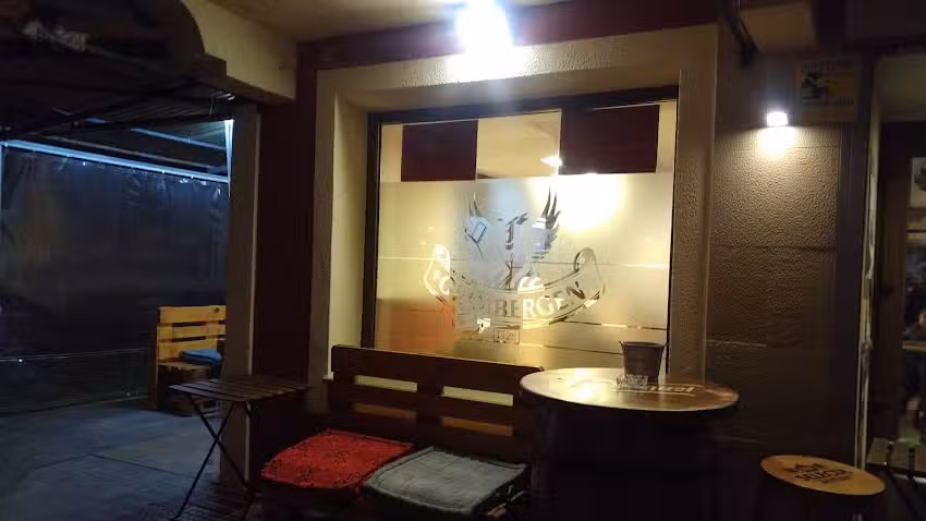 CAF&Eacute; BAR SANGO