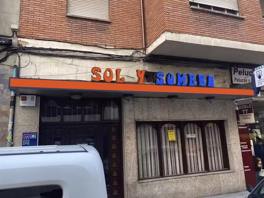 CAF&Eacute; BAR SOL Y SOMBRA