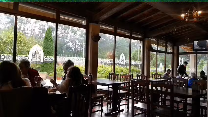 Caf&eacute; bar sun
