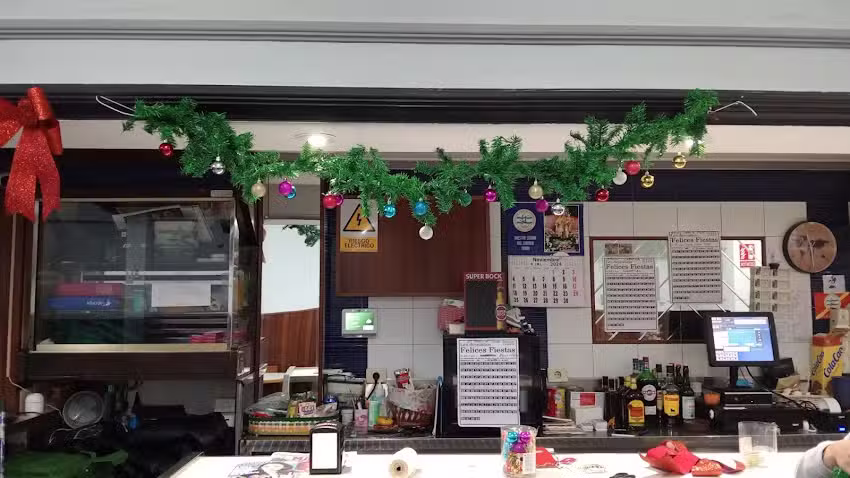 Caf&eacute;-Bar Taxi