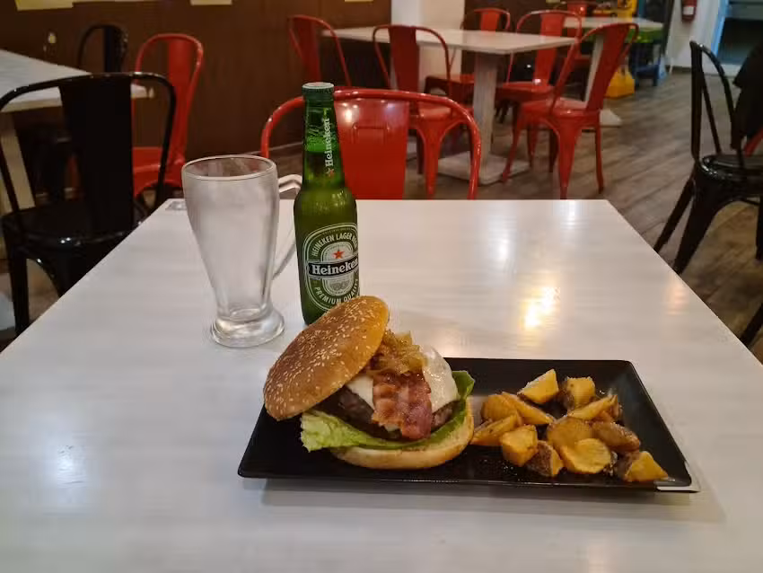 CAF&Eacute;-BAR TEMPLETE.