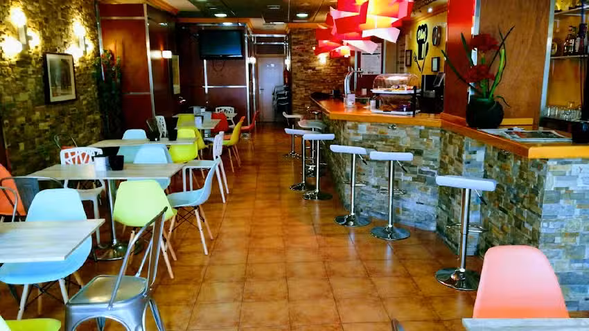 Caf&eacute; Bar Tertulia