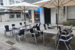 Caf&eacute; Bar To&ntilde;i