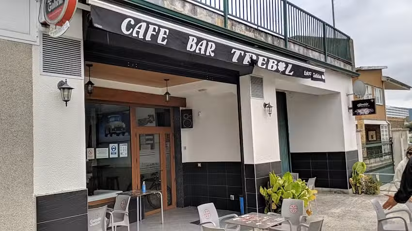 Caf&eacute;-Bar Tr&eacute;bol