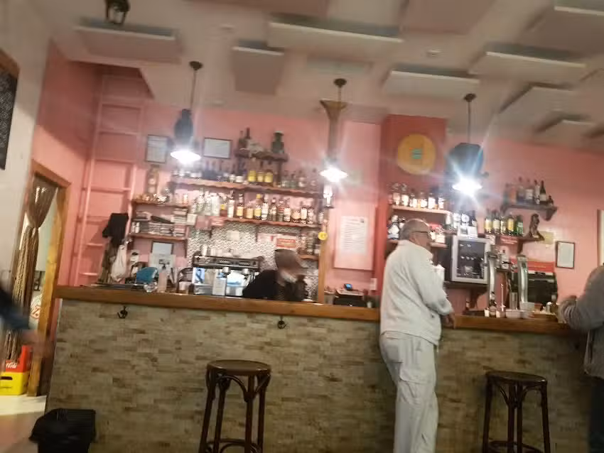 CAF&Eacute;-BAR TROTACONVENTOS