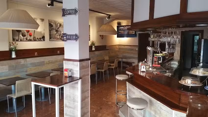 Caf&eacute; Bar &laquo;Twente&raquo;