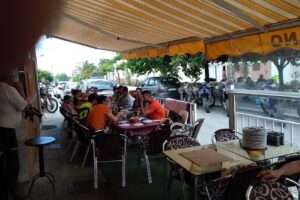 Caf&eacute; Bar urbano