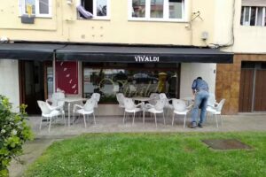 Caf&eacute; Bar Vivaldi