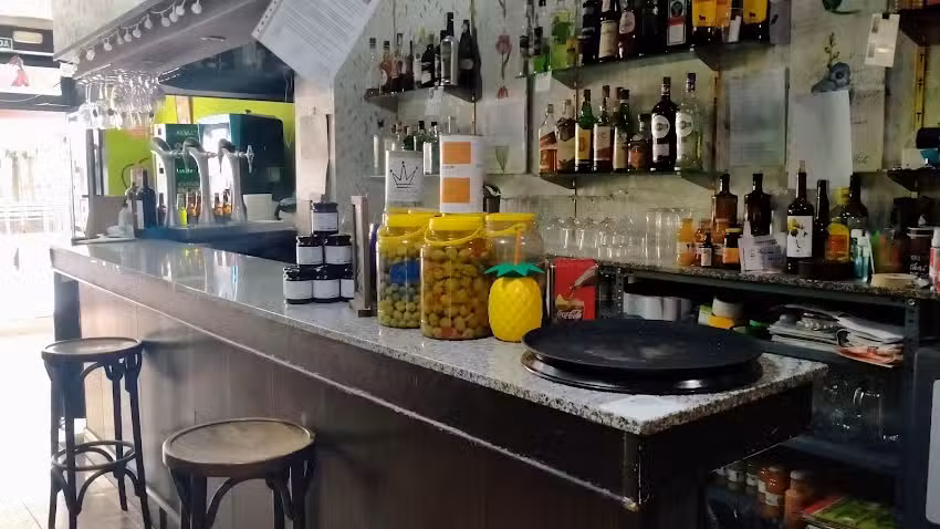 Caf&eacute; Bar Zail&eacute;n