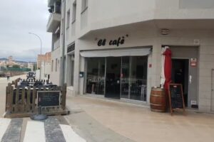 Caf&eacute; BarPortu&rsquo;s