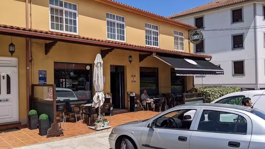 Cafe Cardelle