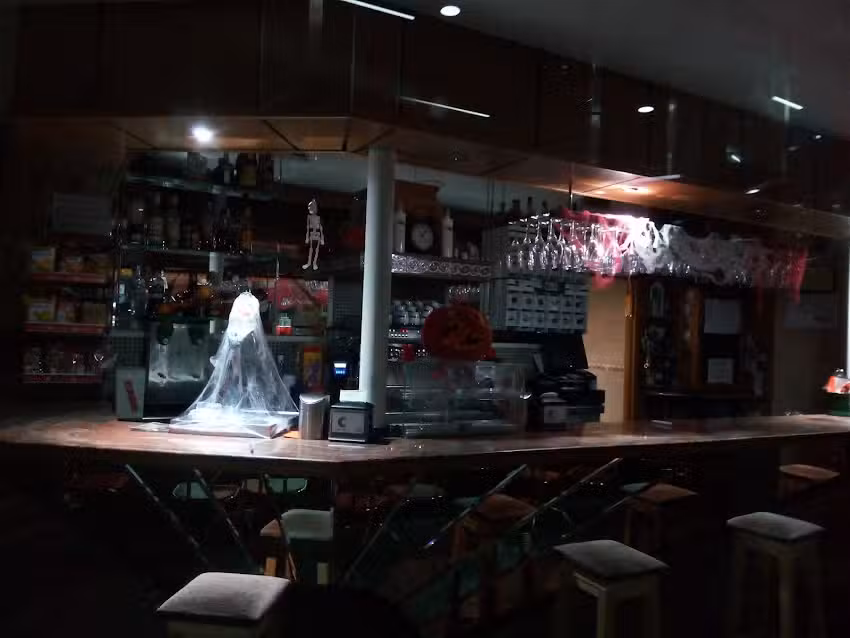 Caf&eacute; Central