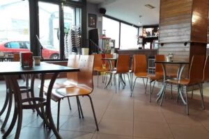 Caf&eacute; Chechu Bar