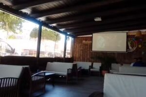 Caf&eacute; Colonial