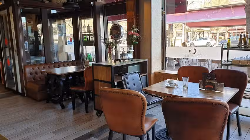 Caf&eacute; de Olimpia