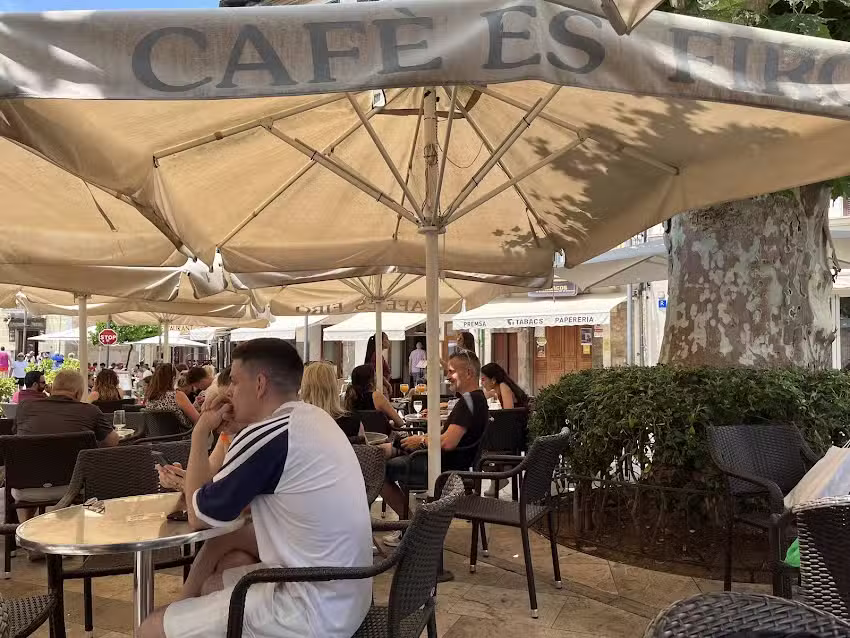 Caf&egrave; Es Fir&oacute;