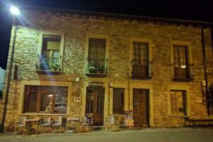 Caf&eacute;-Estanco Rosa