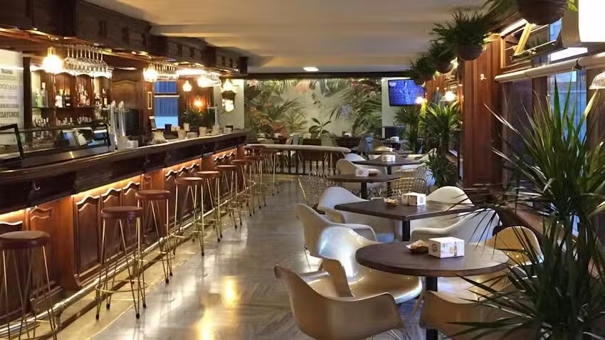 Caf&eacute; La Isla