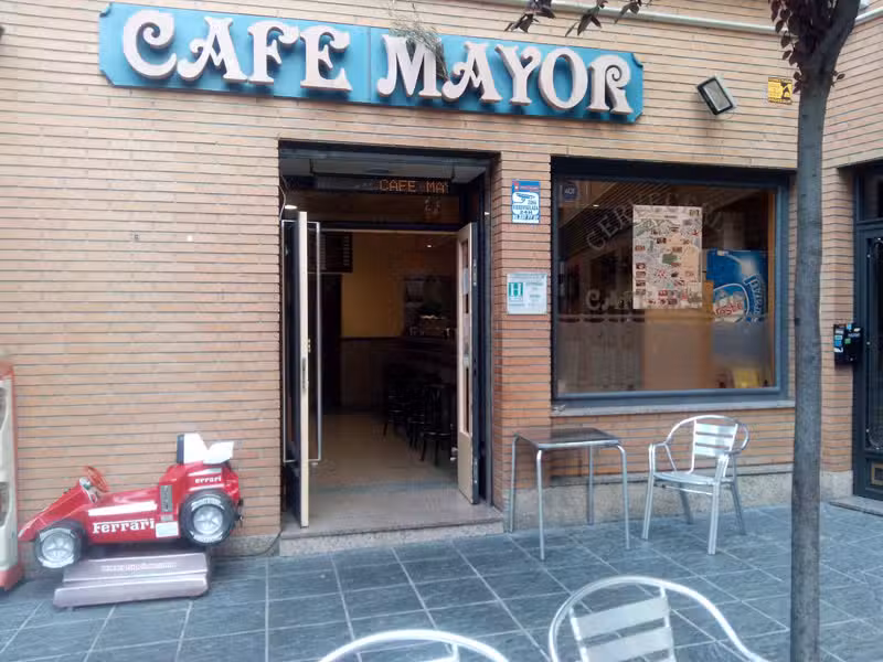 Caf&eacute; Mayor