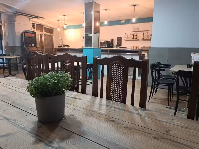 Caf&egrave; NICOLLE