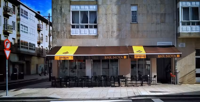 Caf&eacute; Noya Bar