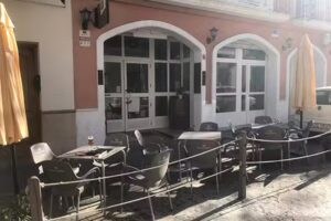 Caf&eacute; Ol&eacute;