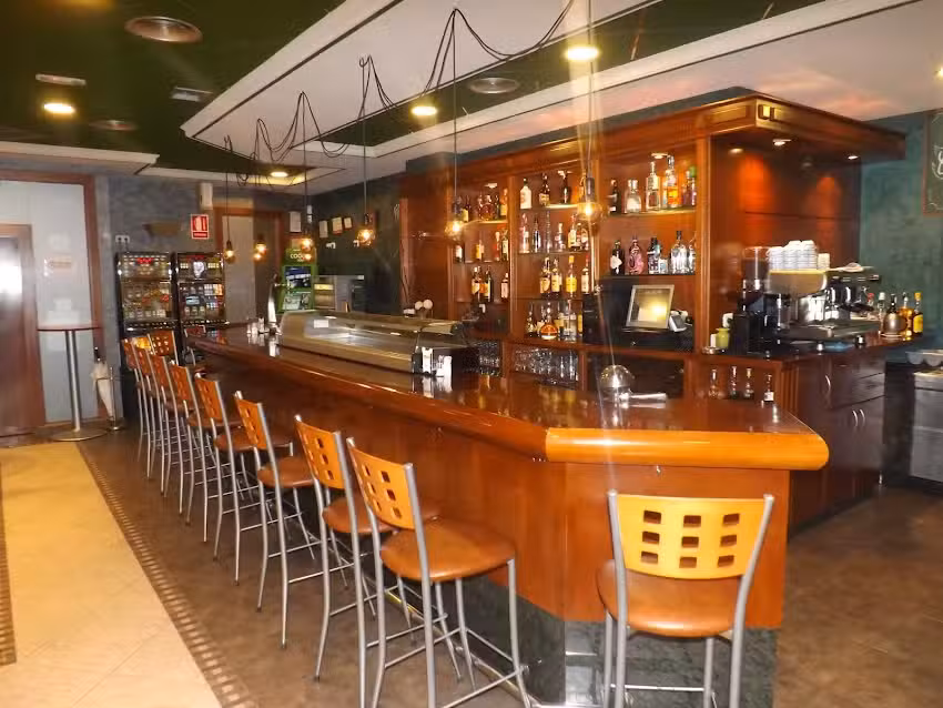 Caf&eacute; Oliva Bar