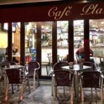 Caf&eacute; Plaza