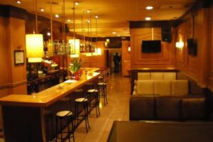 Caf&eacute; Pub Bar&oacute;n