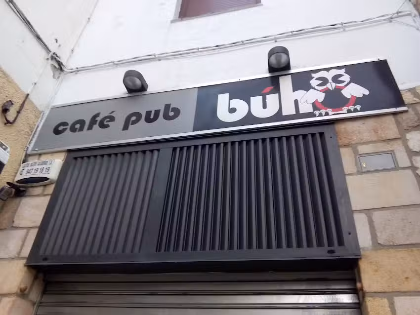 Caf&eacute; Pub B&uacute;ho