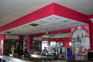 Caf&eacute; &ndash; Pub Cabana&acute;s