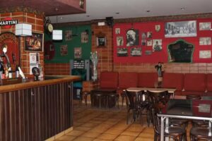 Caf&eacute; pub Desv&aacute;n