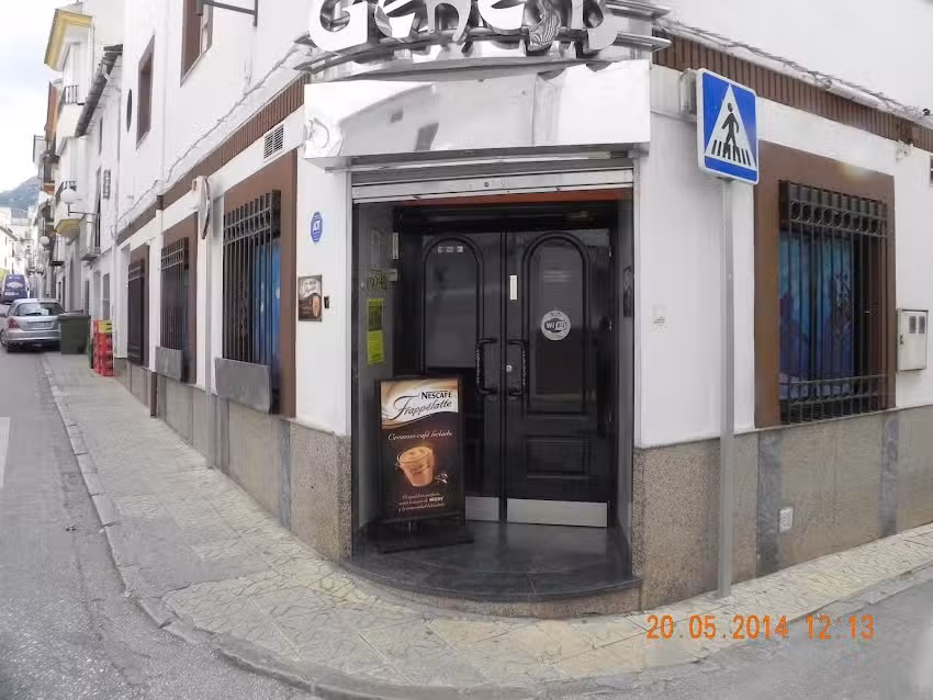 Caf&eacute; Pub G&eacute;nesis