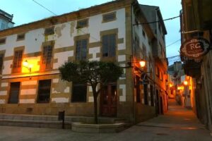 Caf&eacute; &ndash; Pub La biblioteca