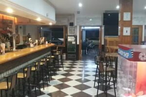 Caf&eacute; Pub La Tinaha