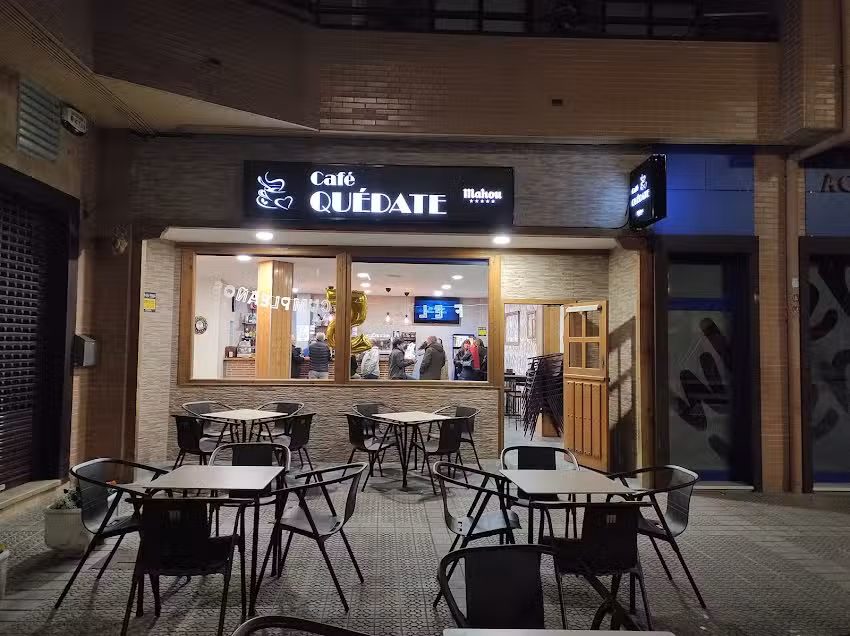 Caf&eacute; Qu&eacute;date