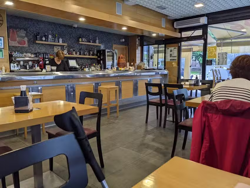 Caf&eacute; Restaurante Mir&aacute;s