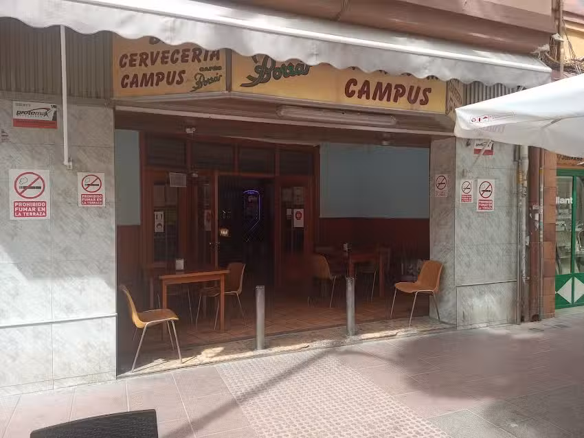 Cafe&rsquo;s Borra&rsquo;s Bar Cerveceria Campus