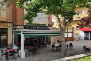 Caf&eacute;-Taper&iacute;a La Plazica