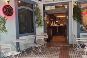 Caf&eacute; Universal