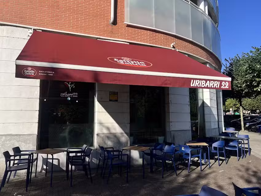 Caf&eacute; Uribarri 22