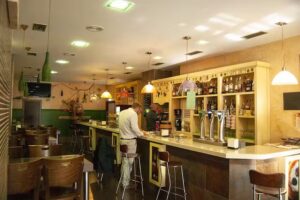 Caf&eacute; Vinater&iacute;a El Encanto