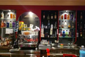 Caf&eacute; y Copas El Encuentro