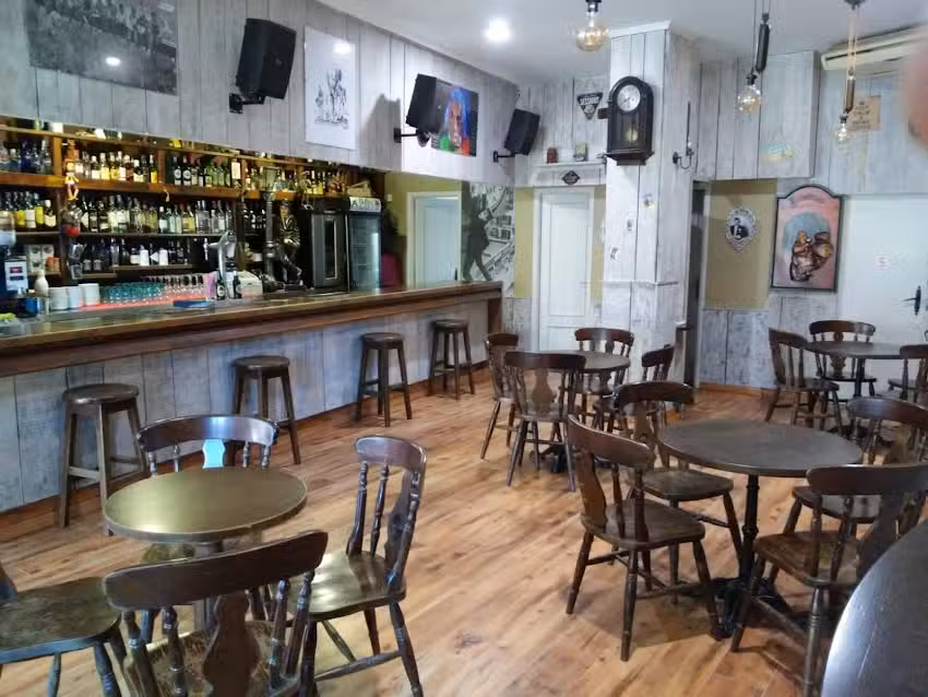 Cafeter&iacute;a 20 e 1/2